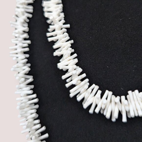 V. Long Stick Coral Necklace - Picture 4 of 5